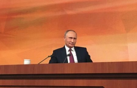 У Росії Путін оголосив тиждень вихідних
