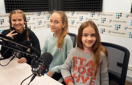 Главное - не победа. 9-летняя переселенка из Луганска рассказывает об участии в конкурсе «Голос. Дети»