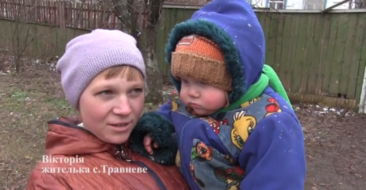 Все, що потрібно дитині, все привозили, - жителька Травневого про військових (ВІДЕО) Все, що потрібно дитині, все привозили, - жителька Травневого про військових (ВІДЕО)