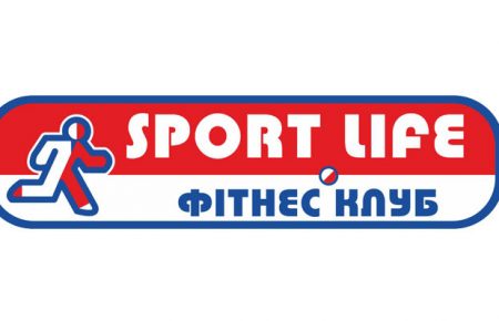Львів’яни подали в суд на Sport Life через відмову навчати українською