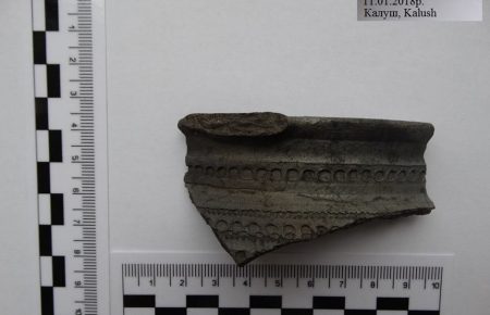 У Калуші розкопали старовинну кераміку (ФОТО)
