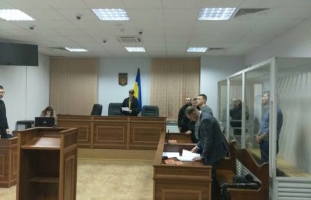 Суд арештував чоловіків за протест проти Московського патріархату і визначив заставу у 2,2 млн грн