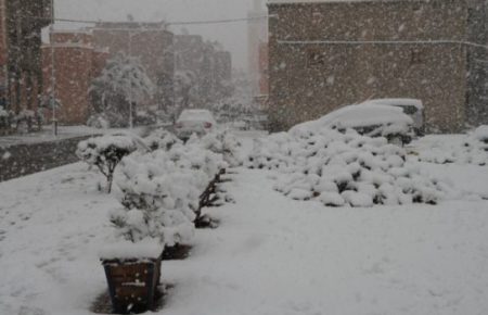 В деяких регіонах Марокко випав сніг вперше за останні 50 років (ФОТО, ВІДЕО)