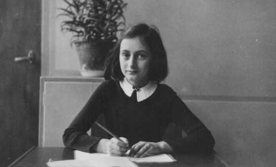 У Німеччині видали комікс на основі щоденника Анни Франк, яка стала жертвою Голокосту