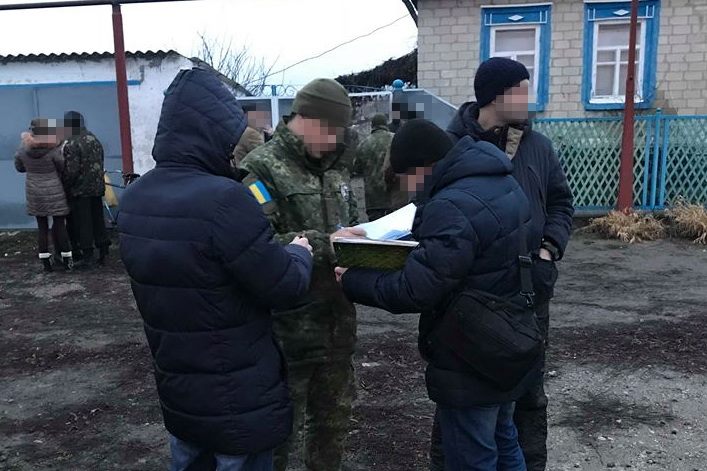 На Луганщині за невстановлених обставин померли троє молодих людей (ФОТО)