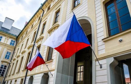 У Чехії засудили двох блогерів за ненависницькі висловлювання проти українців