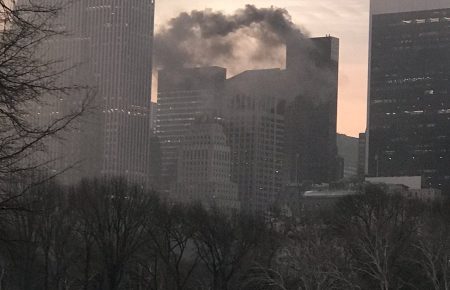 У Нью-Йорку загорівся хмарочос Trump Tower: двоє людей постраждали (ФОТО, Відео)