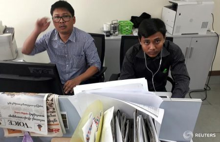 Журналістів Reuters у М'янмі можуть засудити до 14 років