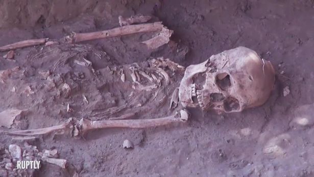 Археологи знайшли бенкетну залу стародавньої цивілізації у Перу (ФОТО, ВІДЕО)