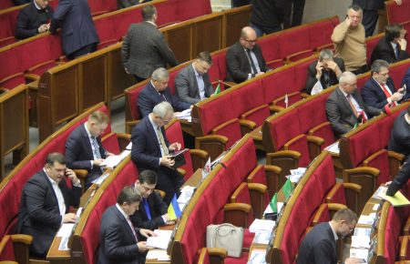 КВУ назвав найпродуктивніших депутатів 2017 року