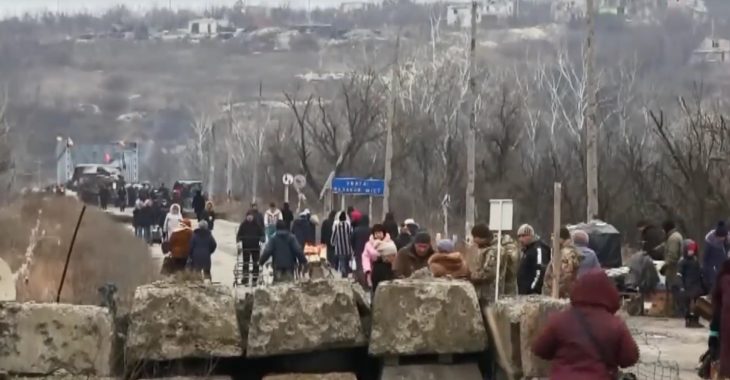 ЗСУ передали в ОРЛО тіла загиблих бойовиків (ВІДЕО) ЗСУ передали в ОРЛО тіла загиблих бойовиків (ВІДЕО)