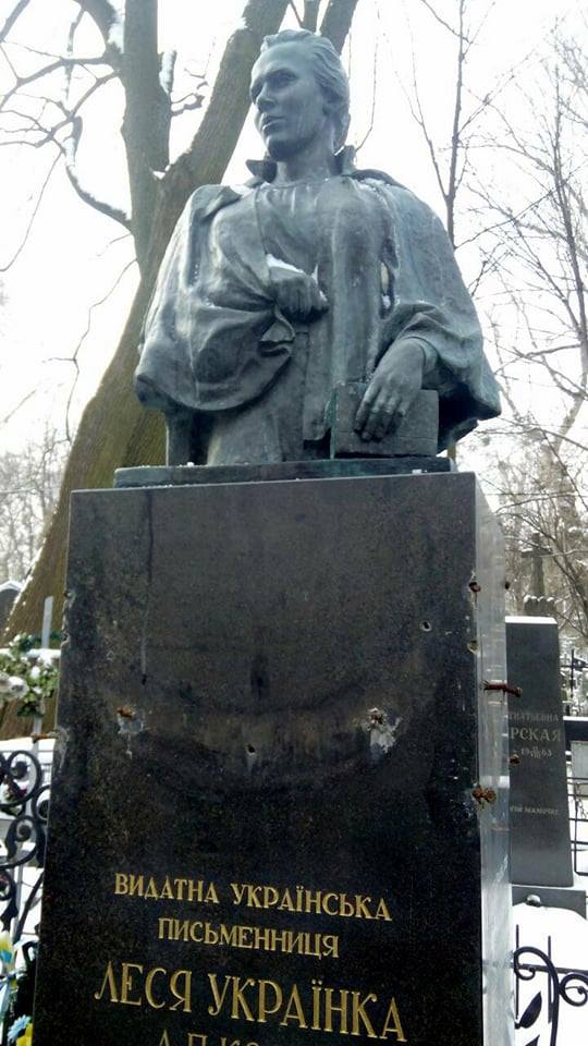 Пошкодити пам’ятник Лесі Українки могли минулого року, - поліція