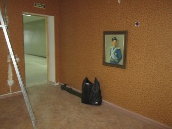 Видеомонтаж и артефакты в неожиданном соседстве. Две необычные выставки в музеях Луганщины Видеомонтаж и артефакты в неожиданном соседстве. Две необычные выставки в музеях Луганщины