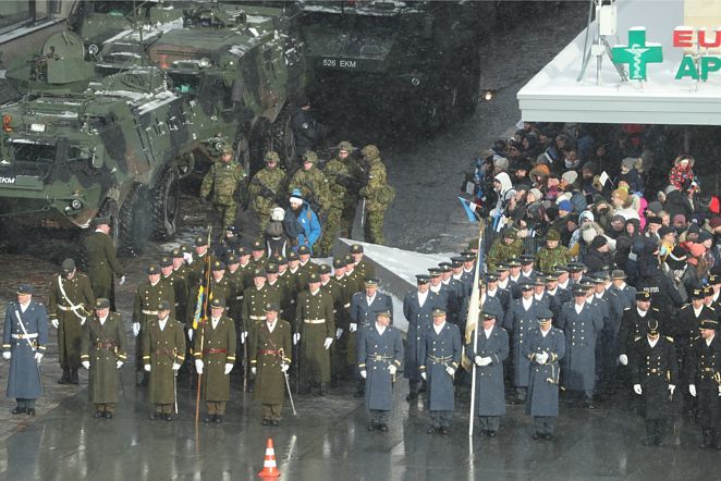 Естонія святкує 100 років державності. У параді беруть участі українські військові (ФОТО)