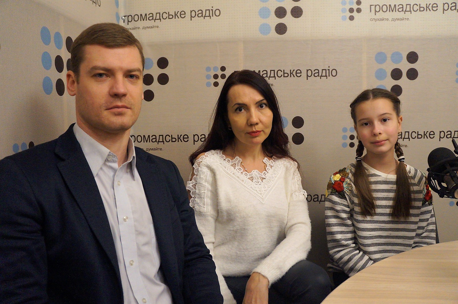 Унікальне документальне кіно: дебютні стрічки «Очі Донбасу» та «Війна жіночого роду»