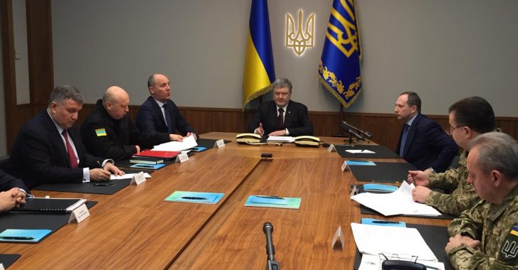 Порошенко підписав закон про Донбас Порошенко підписав закон про Донбас