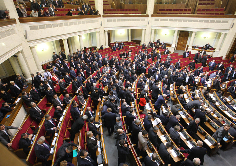 Чи можна покарати нардепів за прогули: в січні 330 депутатів пропустили половину засідань