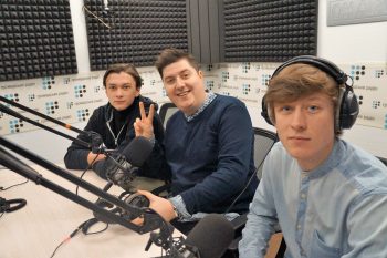 Каліками вони можуть називати тільки самі себе - про нову виставу театру «Золоті ворота» Каліками вони можуть називати тільки самі себе - про нову виставу театру «Золоті ворота»