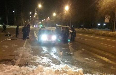 В окупованому Донецьку вибухнуло авто, одна людина загинула