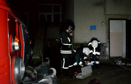 В Одеській морській академії вночі сталася пожежа (ФОТО)