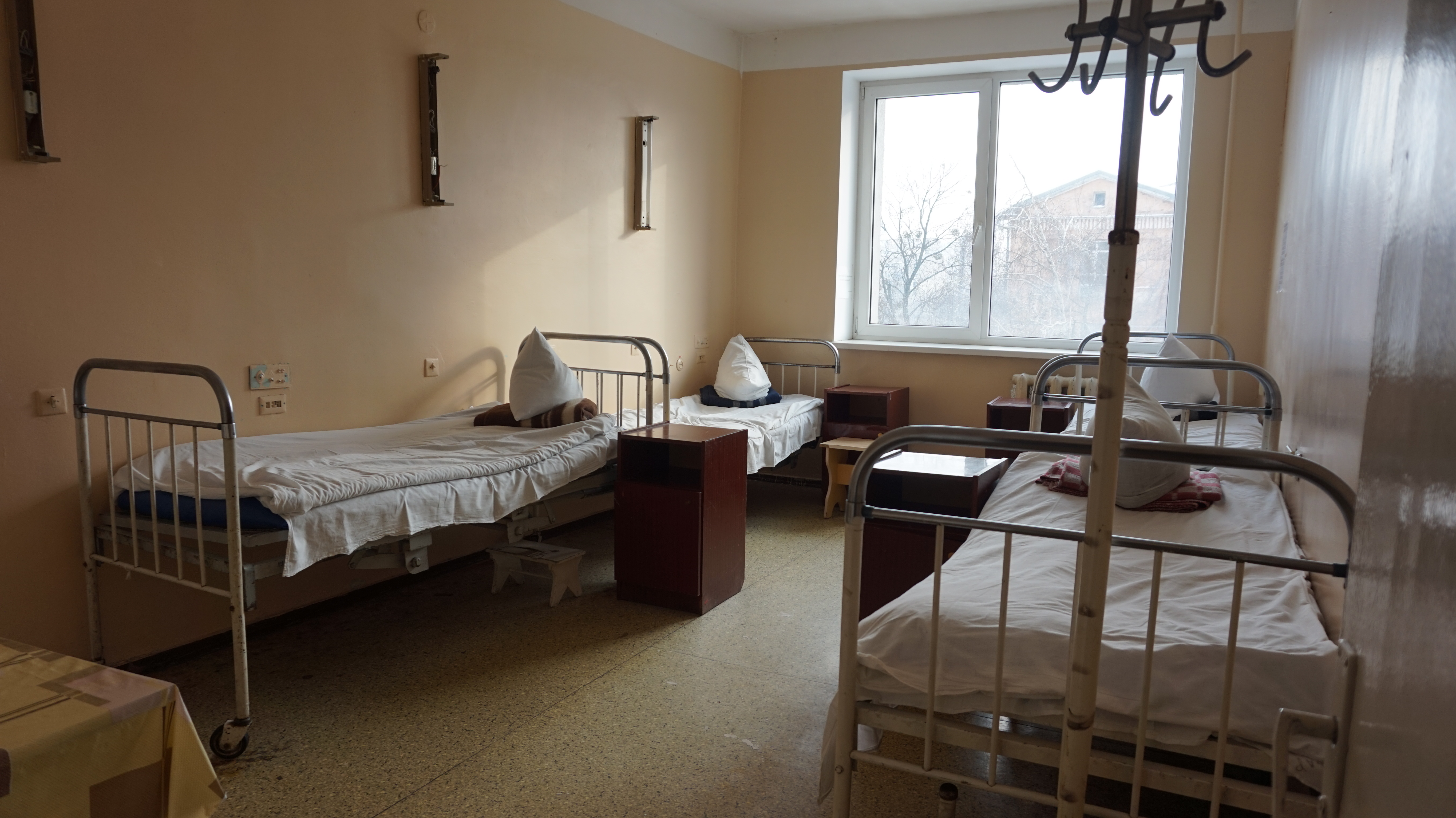 В Олександрівській лікарні стало на 150 ліжок менше: чому і що буде з пацієнтами? (ФОТО)