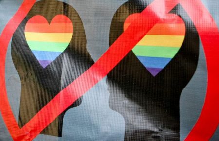 Геть від Європи: в «ЛНР» тепер протизаконно розповідати про ЛГБТКІ дітям