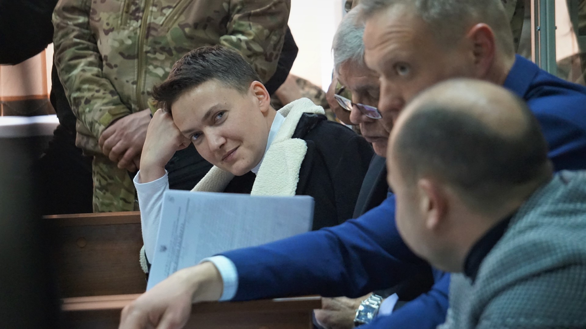 Суд арештував Савченко (ФОТО)