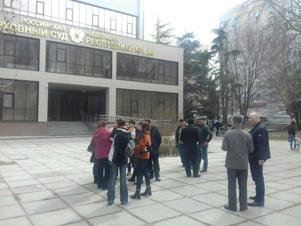 У Криму залишили під вартою чотирьох кримськотатарських активістів у «справі Веджіє Кашка»