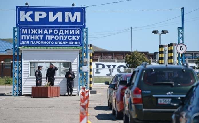 ДМС матиме п'ять днів на розгляд запиту Ксенії Собчак про в'їзд до анексованого Криму