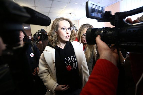 Собчак попросила Путіна помилувати Сенцова і Кольченка Собчак попросила Путіна помилувати Сенцова і Кольченка