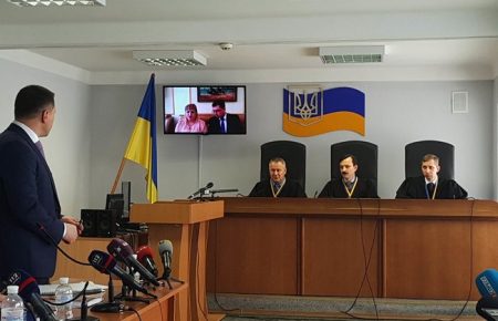 Адвокати Януковича чекають на реєстрацію в Росії, щоб бути присутніми на його останньому слові