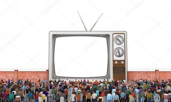 Смотрят и не верят: 86% украинцев получают информацию из телевидения, 53% не доверяют ей
