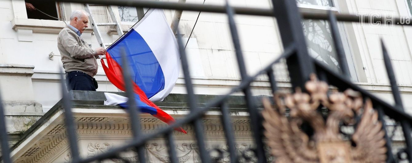 Справа Скрипаля: Петро Порошенко заявив про видворення з України 13 російських дипломатів