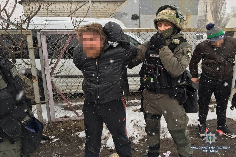 У Києві затримали підозрюваних у наркоторгівлі (ФОТО, ВІДЕО)