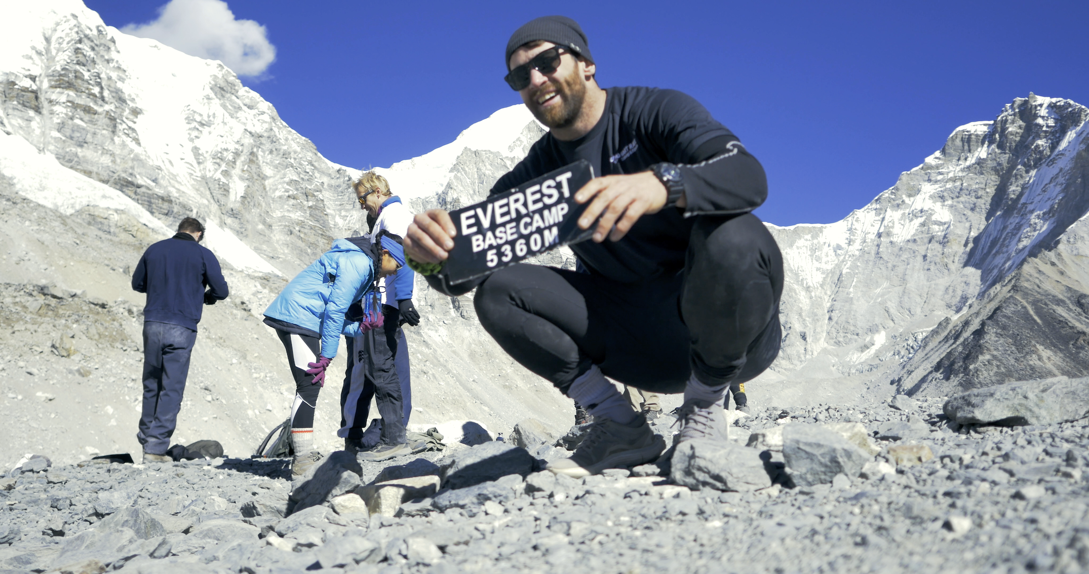 На Евересті українка з групою людей встановила рекорд Гіннеса(ФОТО, Відео)