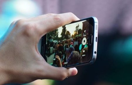 Школа журналістики УКУ оголошує відбір на Фестиваль мобільного кіно