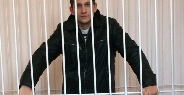 Меня голого закрыли в комнате с хлоркой — экс-депутат Алуштинского горсовета о пытках в изоляторе Меня голого закрыли в комнате с хлоркой — экс-депутат Алуштинского горсовета о пытках в изоляторе