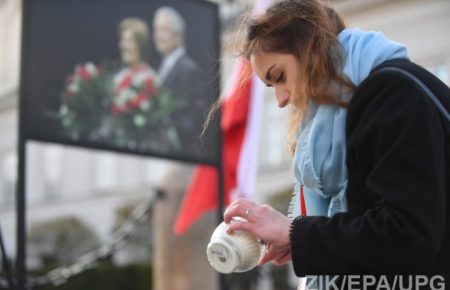 Пам’ять жертв Смоленської катастрофи у Польщі вшановують навіть не щороку, а щомісяця, – журналіст