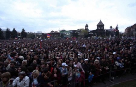 У ще одному місті Вірменії почався мітинг