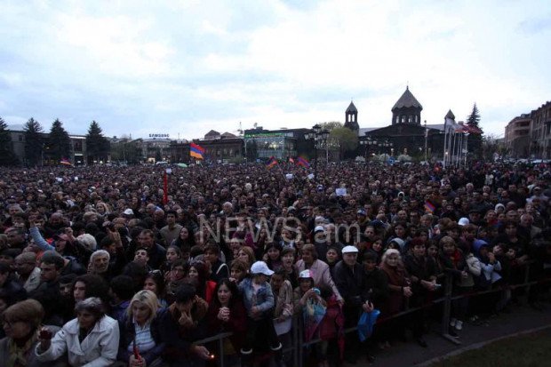 У ще одному місті Вірменії почався мітинг