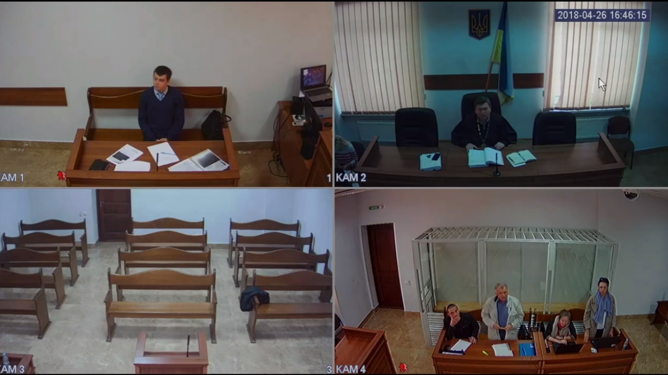 «Головне, щоб відео розвалити» — у суді дослідили прослушку розмови екс-беркутівця Марчука (ВІДЕО, ФОТО)
