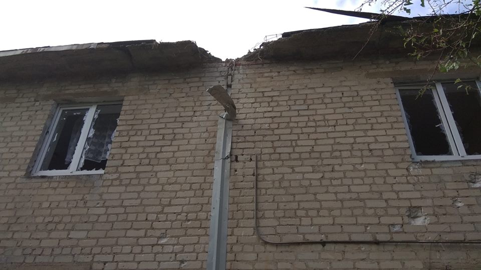 Бойовики обстріляли Торецьк: постраждали дві квартири