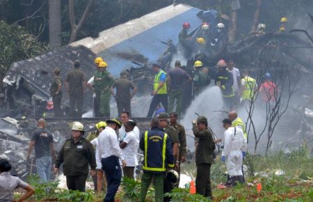 Щонайменше троє людей вижили в авіакатастрофі на Кубі, - ЗМІ