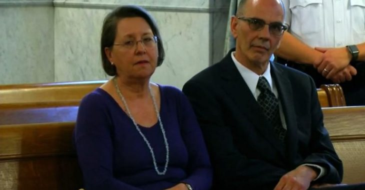 В США батьки подали в суд на свого сина, бо він відмовився переїжджати В США батьки подали в суд на свого сина, бо він відмовився переїжджати