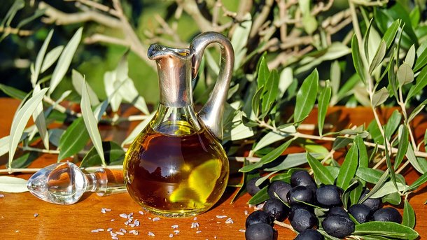 Міфи про оливкову олію, зелені та чорні маслини