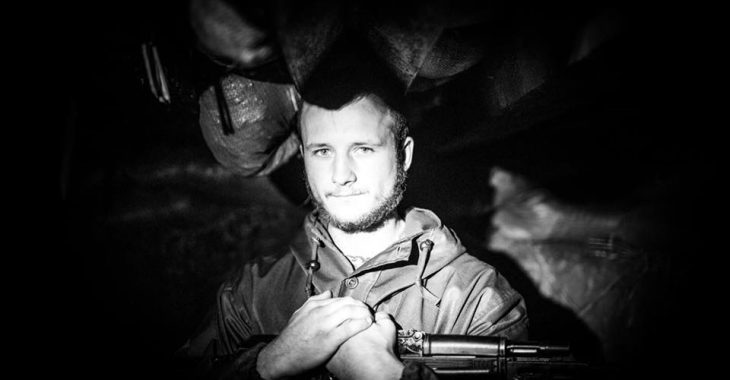 На Донбасі загинув доброволець "Правого сектору" На Донбасі загинув доброволець "Правого сектору"