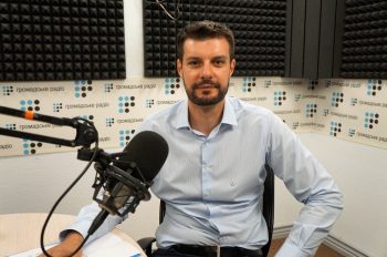 УЕФА и Красный крест напомнили фанатам, что на Востоке Украины идет война УЕФА и Красный крест напомнили фанатам, что на Востоке Украины идет война