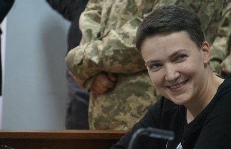 Надію Савченко та Володимира Рубана випустили з-під варти — Віра Савченко