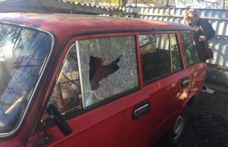 На Донбасі обстріляли житлові райони Мар’їнки(ФОТО)