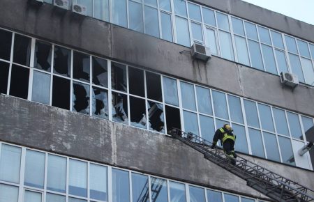 У Києві сталася пожежа на взуттєвій фабриці(ФОТО)
